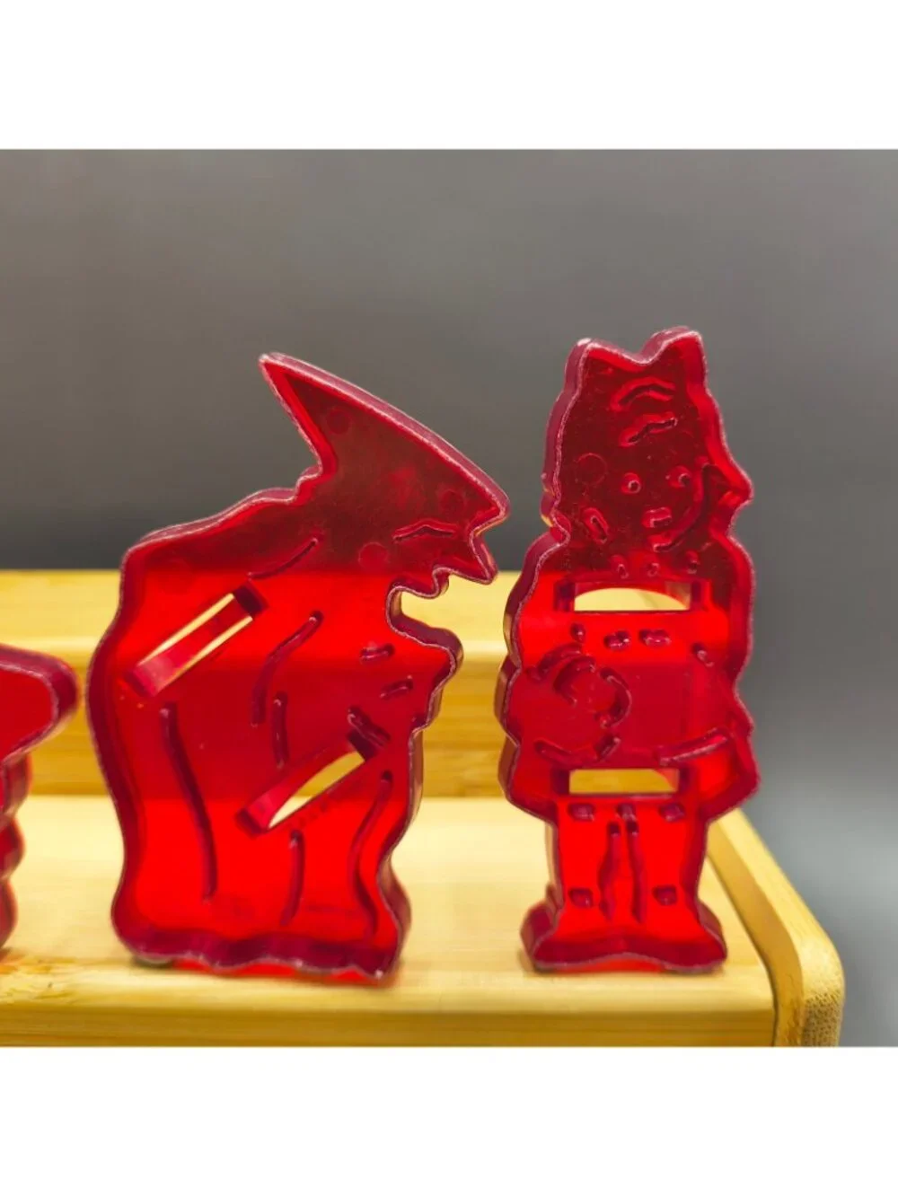HRM Vtg Design Cookie Cutter - Hansel Gretel Wicked Witch Gingerbread House Tree